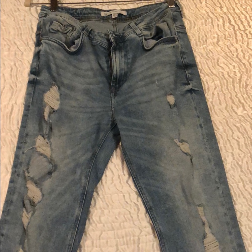 Zara Trafaluc Distressed Jeans